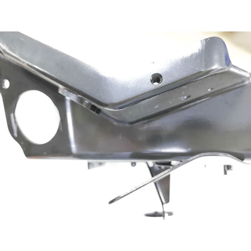 Toz kaplı alüminyum döküm parçaları motosiklet için yüksek basınçlı ön cam çerçevesi